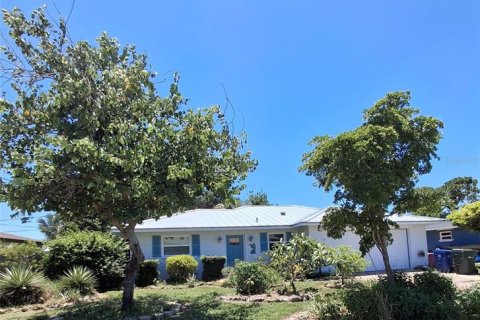 Casa en Englewood, Florida 2 dormitorios, 115.2 m2 № 2304933