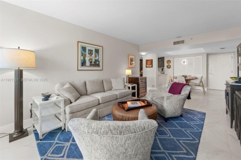 Купить кондоминиум в Майами-Бич, Флорида 1 спальня, 69.31м2, № 1986030 - фото 19