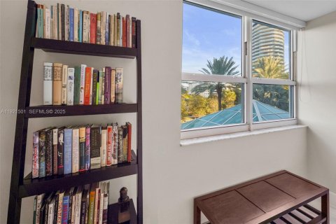 Купить кондоминиум в Майами-Бич, Флорида 1 спальня, 69.31м2, № 1986030 - фото 28