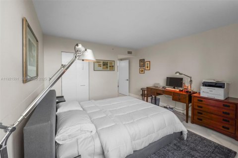 Купить кондоминиум в Майами-Бич, Флорида 1 спальня, 69.31м2, № 1986030 - фото 23