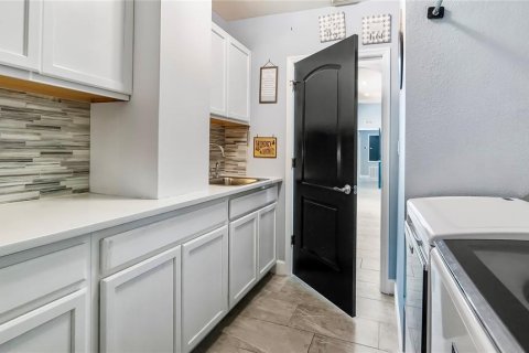 Casa en venta en Lakeland, Florida, 6 dormitorios, 392.7 m2 № 1557765 - foto 24