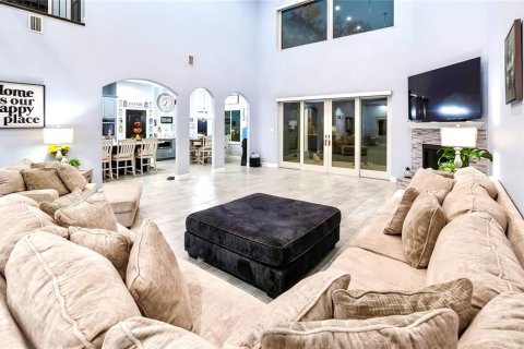 Casa en venta en Lakeland, Florida, 6 dormitorios, 392.7 m2 № 1557765 - foto 12