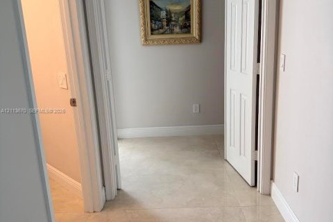 Villa ou maison à vendre à Delray Beach, Floride: 3 chambres, 278.43 m2 № 2435495 - photo 11