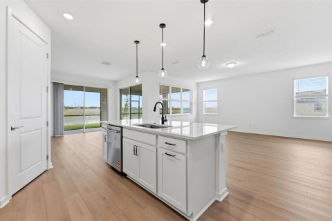 Villa ou maison à vendre à Parrish, Floride: 3 chambres, 197.97 m2 № 2200667 - photo 4