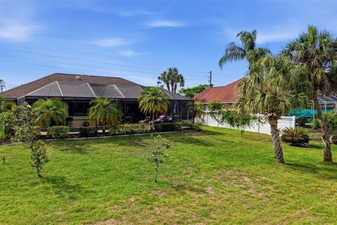 Villa ou maison à vendre à North Port, Floride: 3 chambres, 175.59 m2 № 2093310 - photo 3