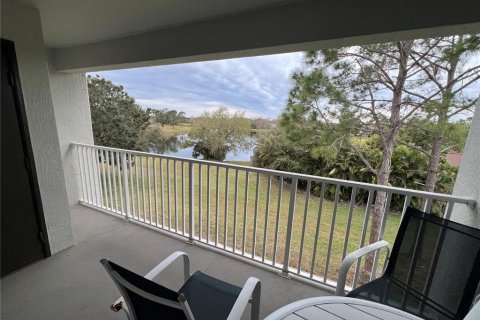 Condo in Orlando, Florida, 2 bedrooms  № 1511457 - photo 1
