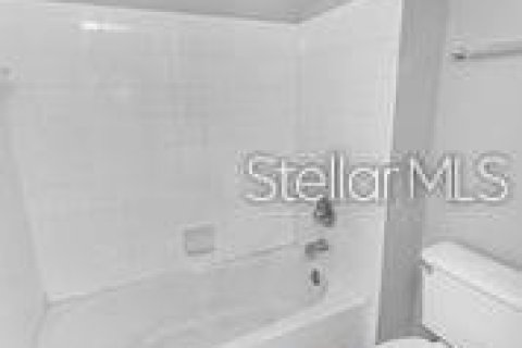 Condo in Orlando, Florida, 2 bedrooms  № 1511457 - photo 24