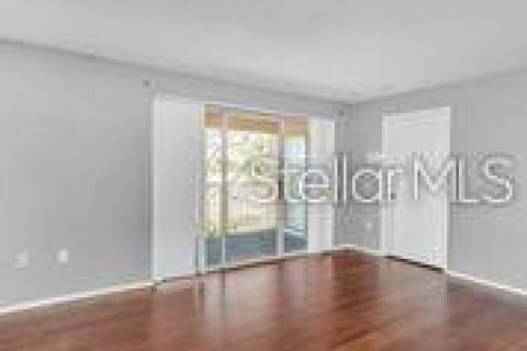 Condo in Orlando, Florida, 2 bedrooms  № 1511457 - photo 15