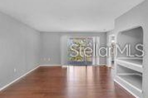Condo in Orlando, Florida, 2 bedrooms  № 1511457 - photo 13