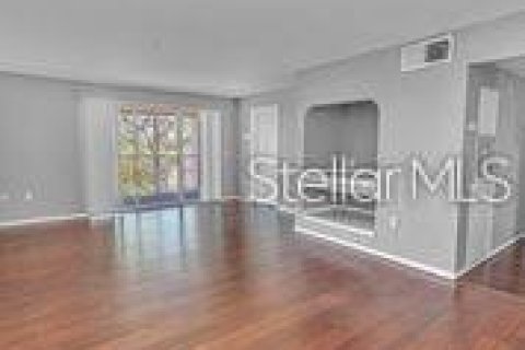 Condo in Orlando, Florida, 2 bedrooms  № 1511457 - photo 14
