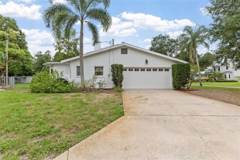 Villa ou maison à vendre à Saint Petersburg, Floride: 3 chambres, 220.55 m2 № 2284038 - photo 6