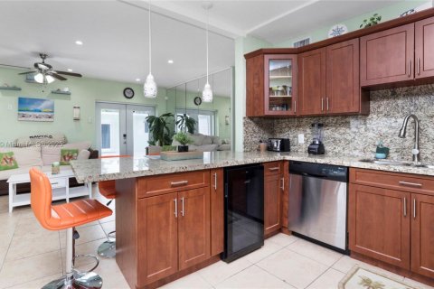 Купить виллу или дом в Тавернье, Флорида 3 спальни, 126.35м2, № 1954880 - фото 29