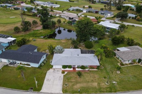 Casa en Rotonda, Florida 4 dormitorios, 170.85 m2 № 2195264