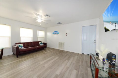 Villa ou maison à vendre à Rotonda, Floride: 4 chambres, 170.85 m2 № 2195264 - photo 20
