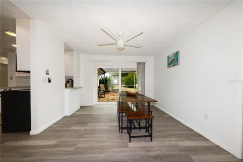 Villa ou maison à vendre à Rotonda, Floride: 4 chambres, 170.85 m2 № 2195264 - photo 8
