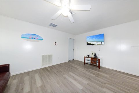 Villa ou maison à vendre à Rotonda, Floride: 4 chambres, 170.85 m2 № 2195264 - photo 19