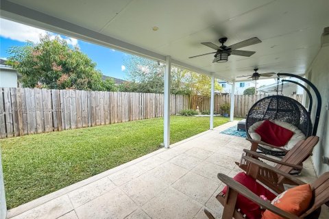 Снять в аренду виллу или дом в Майами, Флорида 4 спальни, 191.47м2, № 2005261 - фото 25