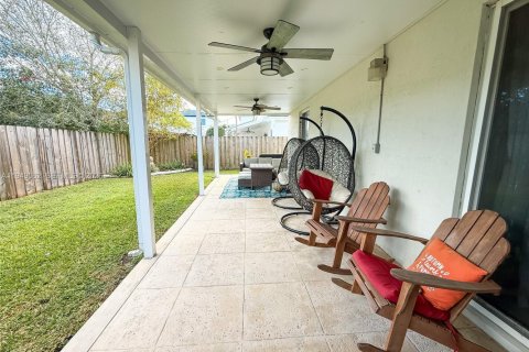 Снять в аренду виллу или дом в Майами, Флорида 4 спальни, 191.47м2, № 2005261 - фото 26