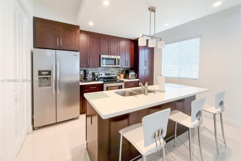 Снять в аренду виллу или дом в Майами, Флорида 4 спальни, 191.47м2, № 2005261 - фото 5