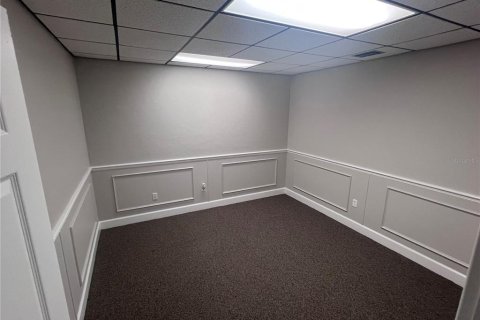 Propiedad comercial en alquiler en Gainesville, Florida, 569.03 m2 № 1901079 - foto 14