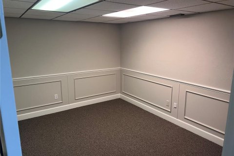 Propiedad comercial en alquiler en Gainesville, Florida, 569.03 m2 № 1901079 - foto 13
