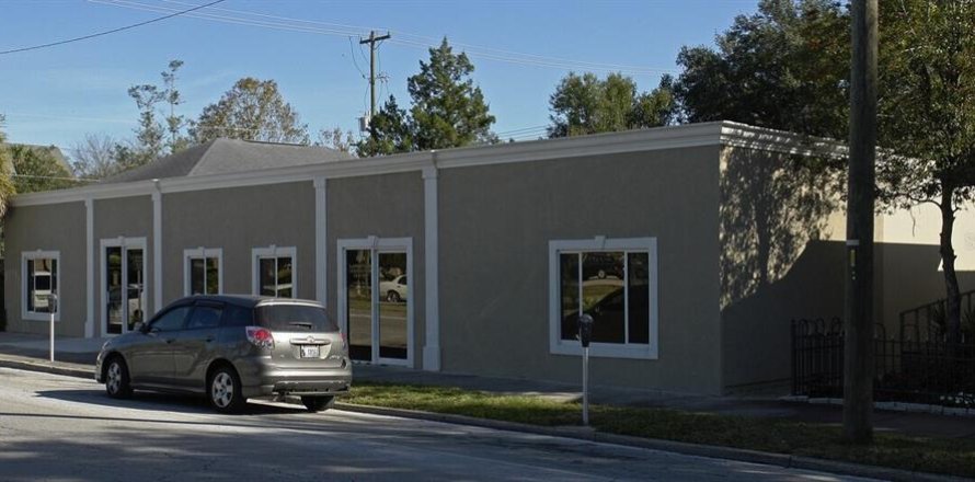 Propiedad comercial en Gainesville, Florida 569.03 m2 № 1901079