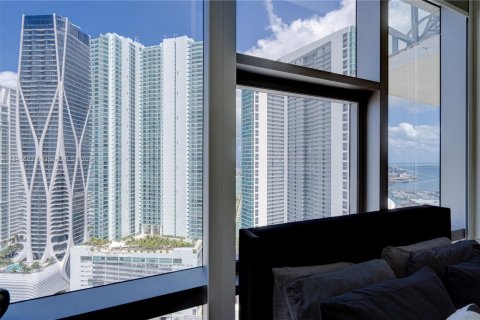 Condo in Miami, Florida, 3 bedrooms  № 1838751 - photo 13