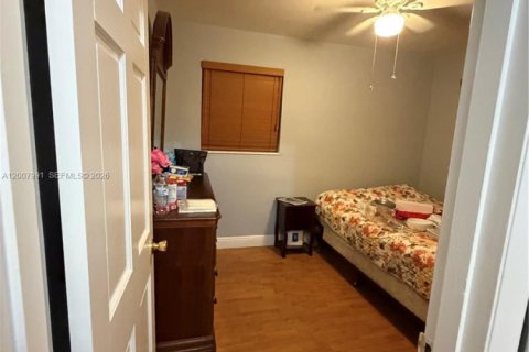 Villa ou maison à louer à Pembroke Pines, Floride: 2 chambres, 94.76 m2 № 2170873 - photo 8
