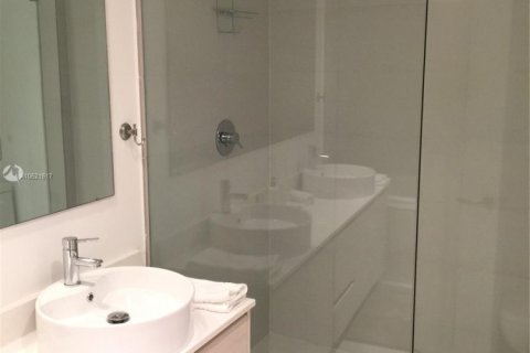 Copropriété à louer à Hallandale Beach, Floride: 3 chambres № 2018806 - photo 20