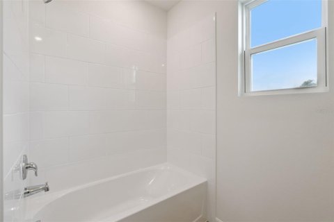Villa ou maison à vendre à Ormond Beach, Floride: 5 chambres, 231.33 m2 № 2302896 - photo 5