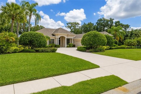 House in Parrish, Florida 4 bedrooms, 327.76 sq.m. № 2272934