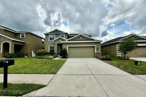 House in Davenport, Florida 4 bedrooms, 234.3 sq.m. № 1904394 - photo 1