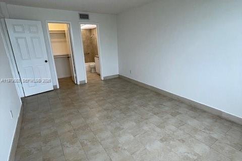 Copropriété à louer à North Miami, Floride: 1 chambre, 72 m2 № 2046305 - photo 10