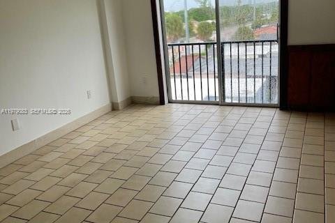 Copropriété à louer à North Miami, Floride: 1 chambre, 72 m2 № 2046305 - photo 17