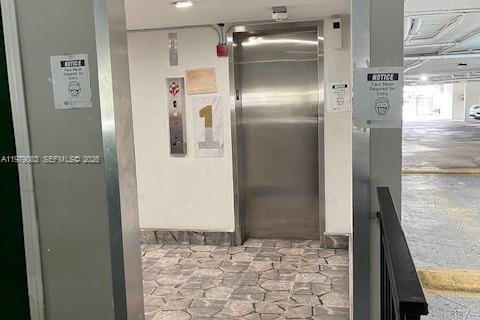 Copropriété à louer à North Miami, Floride: 1 chambre, 72 m2 № 2046305 - photo 20