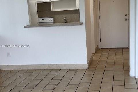 Copropriété à louer à North Miami, Floride: 1 chambre, 72 m2 № 2046305 - photo 18