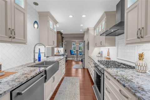 Adosado en venta en Winter Park, Florida, 2 dormitorios, 167.32 m2 № 2425541 - foto 17