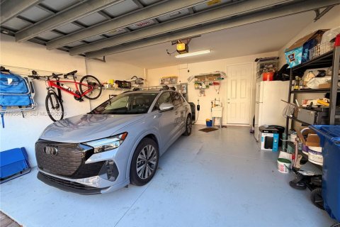 Снять в аренду таунхаус в Санрайз, Флорида 4 спальни, 176.05м2, № 2012081 - фото 23