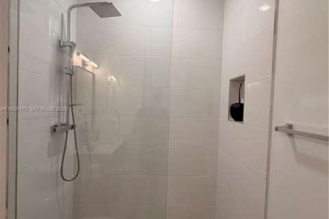 Снять в аренду таунхаус в Санрайз, Флорида 4 спальни, 176.05м2, № 2012081 - фото 18