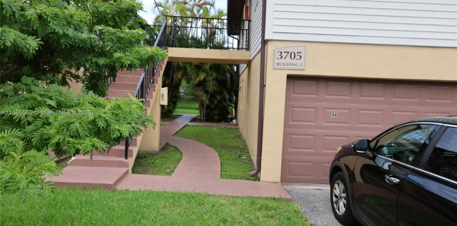 Condo à Sunrise, Floride, 3 chambres  № 2016375