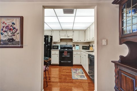 Condo in Coconut Creek, Florida, 1 bedroom  № 1807720 - photo 14