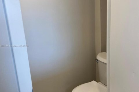 Купить кондоминиум в Майами, Флорида 1 спальня, 68.93м2, № 1705371 - фото 6
