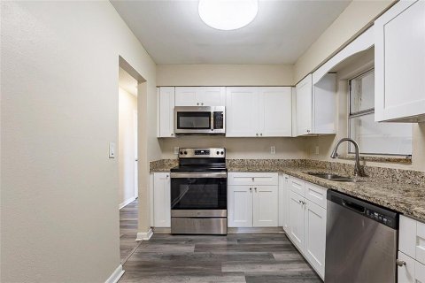 Casa en venta en Tampa, Florida, 3 dormitorios, 145.02 m2 № 1539529 - foto 6