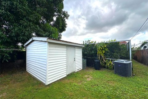 Villa ou maison à vendre à Miramar, Floride: 3 chambres, 112.78 m2 № 1954783 - photo 26