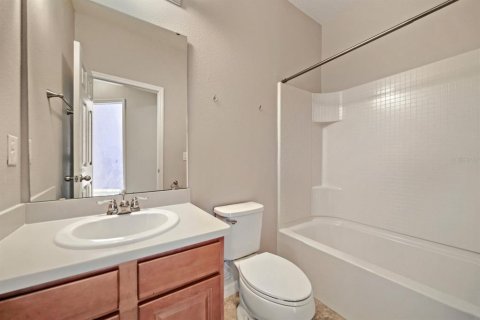 Adosado en venta en Winter Garden, Florida, 3 dormitorios, 157.38 m2 № 2380747 - foto 23