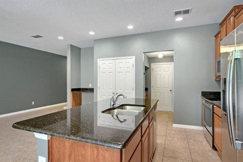 Adosado en venta en Winter Garden, Florida, 3 dormitorios, 157.38 m2 № 2380747 - foto 12