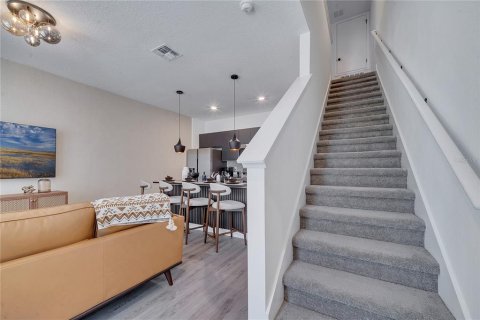Снять в аренду таунхаус в Киссимми, Флорида 1 комната, 126.35м2, № 2220579 - фото 26