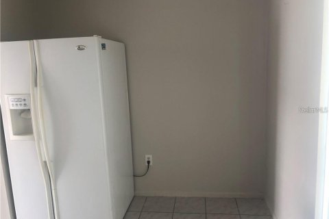 Condo in Orlando, Florida, 2 bedrooms № 2207784 - photo 5