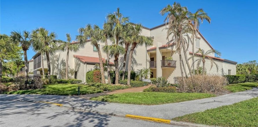 Condo in Longboat Key, Florida, 2 bedrooms № 1787442