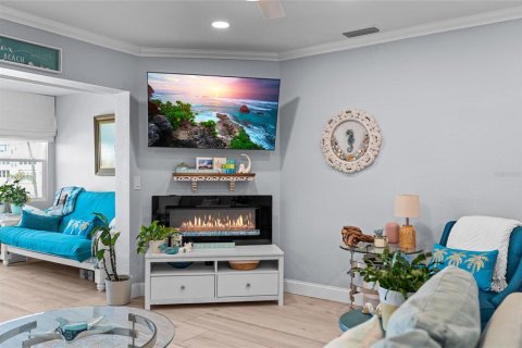 Condo in South Pasadena, Florida, 1 bedroom № 2099627 - photo 7
